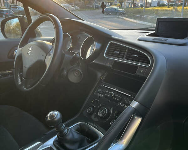 Чорний Пежо 3008, об'ємом двигуна 1.56 л та пробігом 263 тис. км за 8800 $, фото 58 на Automoto.ua