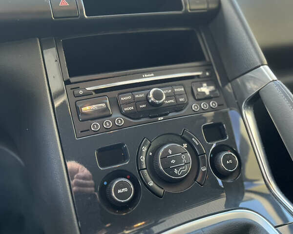 Чорний Пежо 3008, об'ємом двигуна 1.56 л та пробігом 263 тис. км за 8800 $, фото 45 на Automoto.ua