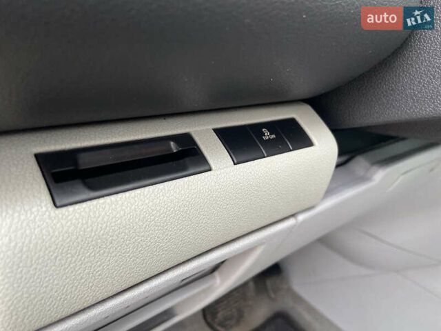 Черный Пежо 3008, объемом двигателя 1.6 л и пробегом 267 тыс. км за 7950 $, фото 19 на Automoto.ua