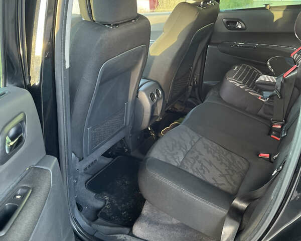 Чорний Пежо 3008, об'ємом двигуна 1.56 л та пробігом 263 тис. км за 8800 $, фото 51 на Automoto.ua