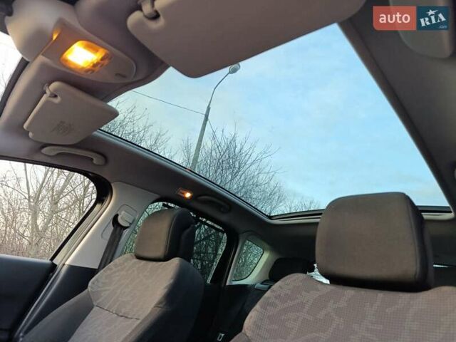 Чорний Пежо 3008, об'ємом двигуна 1.6 л та пробігом 289 тис. км за 7999 $, фото 23 на Automoto.ua