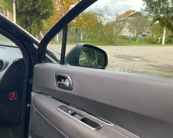 Чорний Пежо 3008, об'ємом двигуна 1.56 л та пробігом 196 тис. км за 8500 $, фото 5 на Automoto.ua