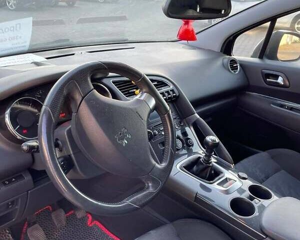 Черный Пежо 3008, объемом двигателя 1.56 л и пробегом 221 тыс. км за 8200 $, фото 8 на Automoto.ua