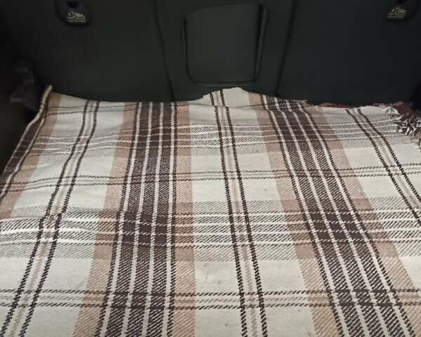 Черный Пежо 3008, объемом двигателя 1.56 л и пробегом 278 тыс. км за 7500 $, фото 9 на Automoto.ua