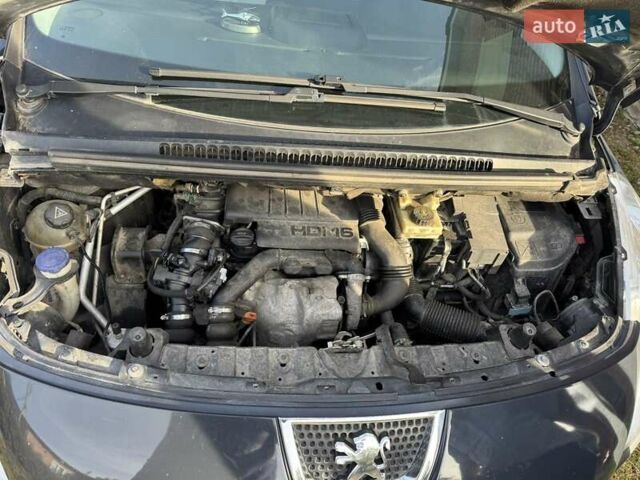 Черный Пежо 3008, объемом двигателя 1.6 л и пробегом 215 тыс. км за 7900 $, фото 3 на Automoto.ua