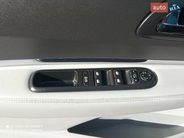 Черный Пежо 3008, объемом двигателя 1.6 л и пробегом 260 тыс. км за 8100 $, фото 24 на Automoto.ua