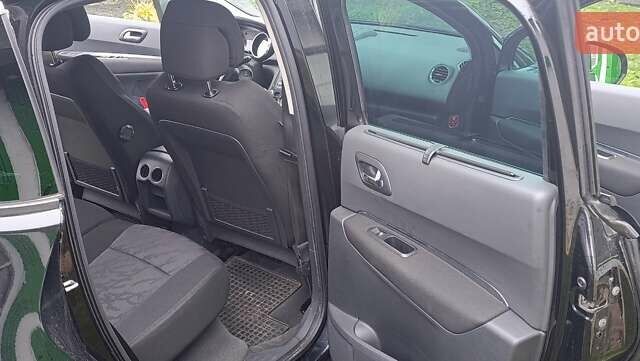 Черный Пежо 3008, объемом двигателя 2 л и пробегом 280 тыс. км за 8300 $, фото 13 на Automoto.ua