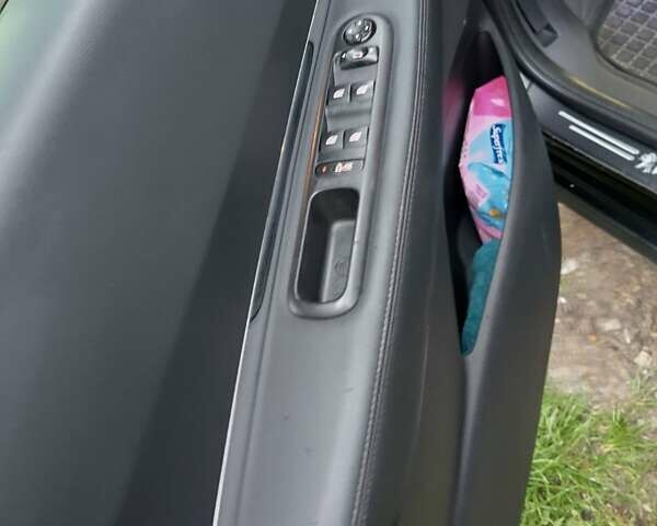 Черный Пежо 3008, объемом двигателя 2 л и пробегом 237 тыс. км за 10700 $, фото 4 на Automoto.ua