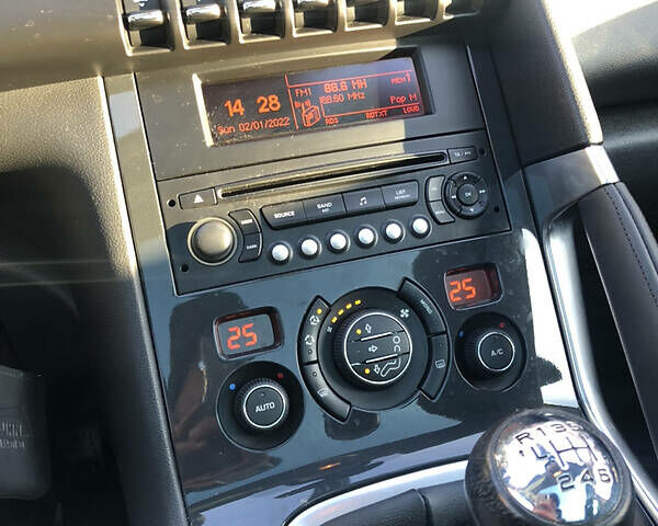 Черный Пежо 3008, объемом двигателя 1.6 л и пробегом 66 тыс. км за 6500 $, фото 36 на Automoto.ua