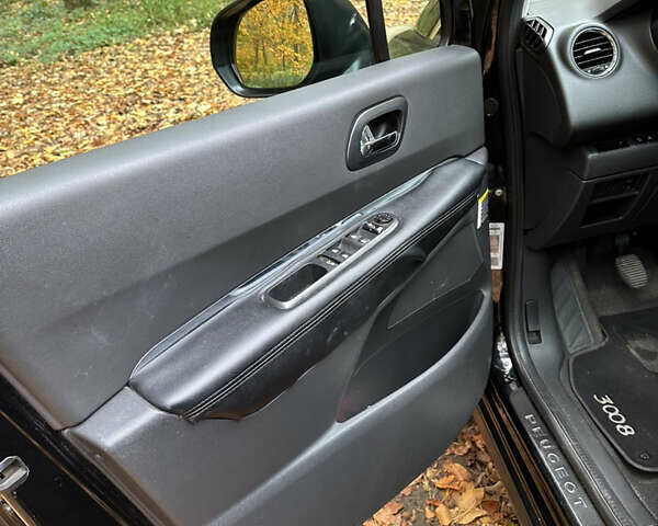 Пежо 3008 2010 в Львове на Automoto.ua Черный Пежо 3008, объемом двигателя 1.6 л и пробегом 206 тыс. км за 7700 $, фото 14 на Automoto.ua