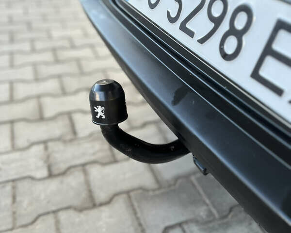 Чорний Пежо 3008, об'ємом двигуна 1.56 л та пробігом 263 тис. км за 8800 $, фото 37 на Automoto.ua