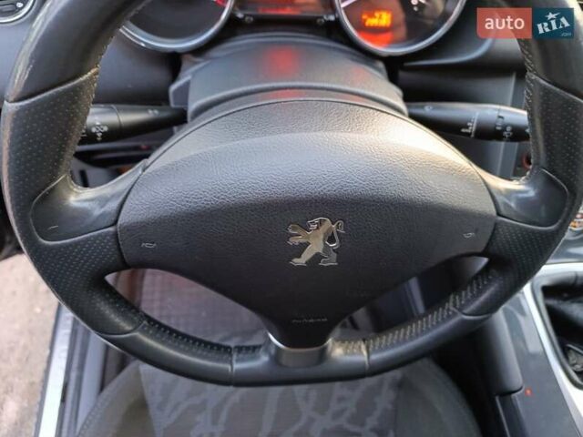 Чорний Пежо 3008, об'ємом двигуна 1.6 л та пробігом 289 тис. км за 7999 $, фото 18 на Automoto.ua