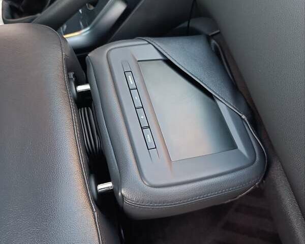 Черный Пежо 3008, объемом двигателя 2 л и пробегом 260 тыс. км за 10900 $, фото 28 на Automoto.ua