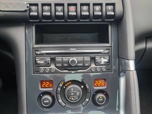 Черный Пежо 3008, объемом двигателя 1.6 л и пробегом 192 тыс. км за 8999 $, фото 9 на Automoto.ua