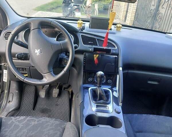 Чорний Пежо 3008, об'ємом двигуна 1.6 л та пробігом 210 тис. км за 7150 $, фото 5 на Automoto.ua
