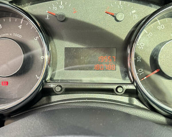 Черный Пежо 3008, объемом двигателя 1.6 л и пробегом 180 тыс. км за 7500 $, фото 19 на Automoto.ua