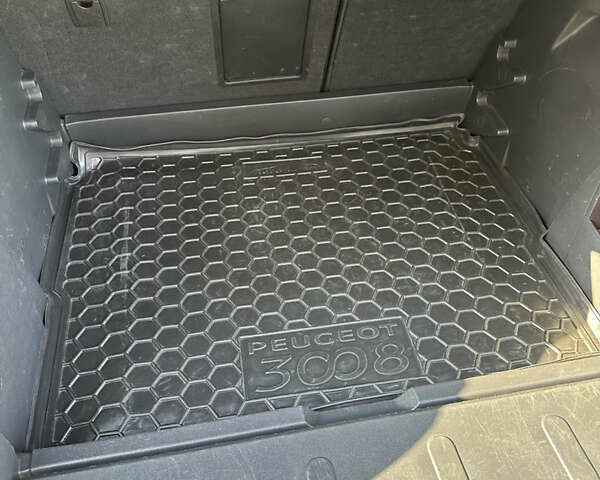 Чорний Пежо 3008, об'ємом двигуна 1.6 л та пробігом 275 тис. км за 8500 $, фото 30 на Automoto.ua