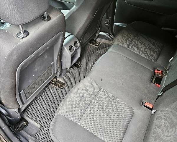 Пежо 3008 2011 в Стрые на Automoto.ua Черный Пежо 3008, объемом двигателя 1.6 л и пробегом 258 тыс. км за 8200 $, фото 13 на Automoto.ua