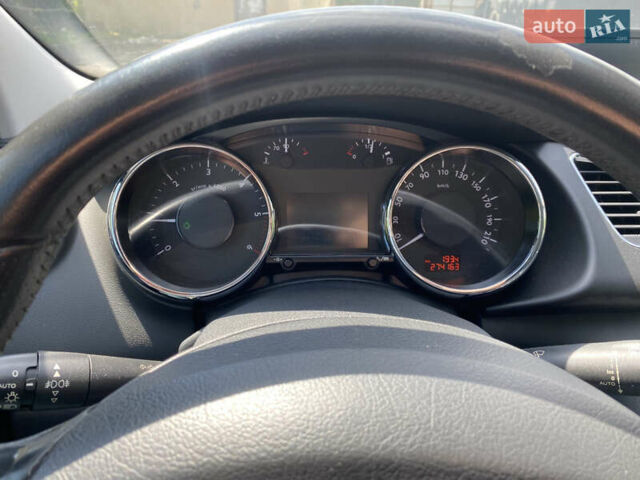 Чорний Пежо 3008, об'ємом двигуна 2 л та пробігом 274 тис. км за 10500 $, фото 7 на Automoto.ua