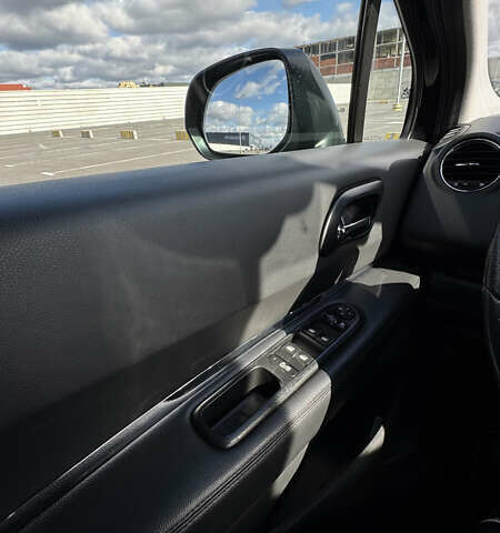 Черный Пежо 3008, объемом двигателя 2 л и пробегом 235 тыс. км за 10400 $, фото 27 на Automoto.ua