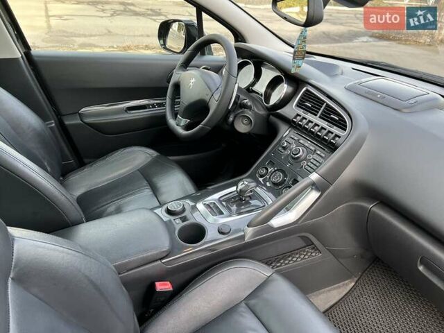 Чорний Пежо 3008, об'ємом двигуна 2 л та пробігом 268 тис. км за 10573 $, фото 24 на Automoto.ua