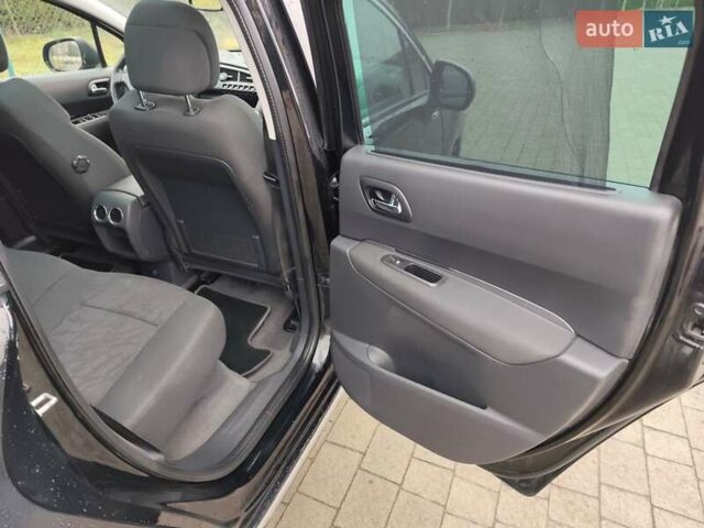 Черный Пежо 3008, объемом двигателя 2 л и пробегом 245 тыс. км за 10950 $, фото 56 на Automoto.ua