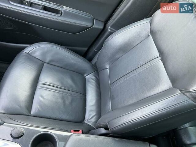 Черный Пежо 3008, объемом двигателя 2 л и пробегом 275 тыс. км за 10200 $, фото 64 на Automoto.ua