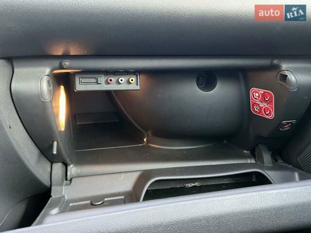 Чорний Пежо 3008, об'ємом двигуна 2 л та пробігом 268 тис. км за 10573 $, фото 37 на Automoto.ua