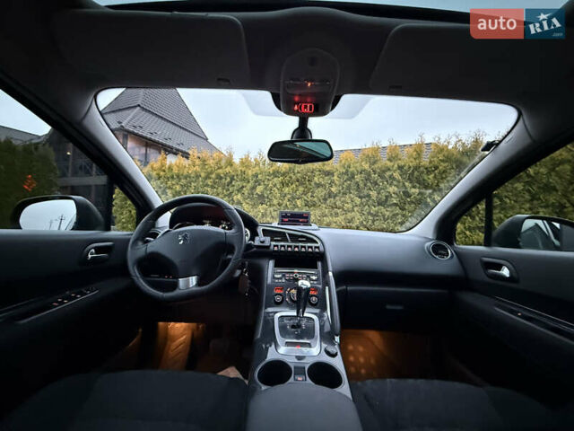Черный Пежо 3008, объемом двигателя 1.6 л и пробегом 194 тыс. км за 9500 $, фото 4 на Automoto.ua