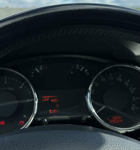 Черный Пежо 3008, объемом двигателя 2 л и пробегом 235 тыс. км за 10400 $, фото 37 на Automoto.ua