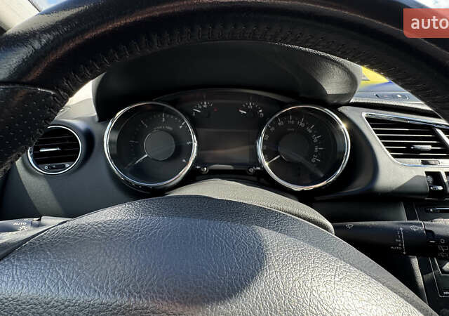 Черный Пежо 3008, объемом двигателя 2 л и пробегом 235 тыс. км за 10400 $, фото 28 на Automoto.ua