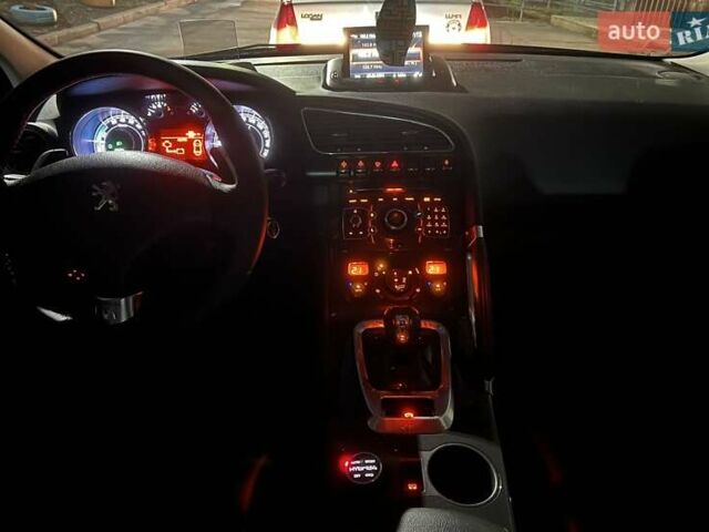 Чорний Пежо 3008, об'ємом двигуна 2 л та пробігом 268 тис. км за 10573 $, фото 22 на Automoto.ua