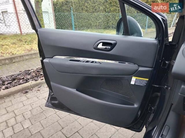 Черный Пежо 3008, объемом двигателя 2 л и пробегом 245 тыс. км за 10950 $, фото 60 на Automoto.ua
