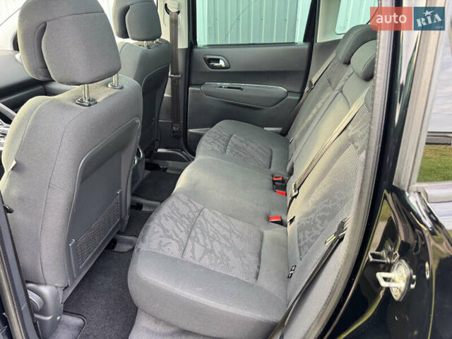 Черный Пежо 3008, объемом двигателя 1.6 л и пробегом 144 тыс. км за 9950 $, фото 11 на Automoto.ua