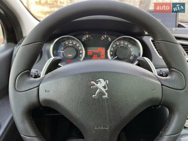 Чорний Пежо 3008, об'ємом двигуна 2 л та пробігом 268 тис. км за 10573 $, фото 32 на Automoto.ua