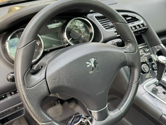 Черный Пежо 3008, объемом двигателя 1.6 л и пробегом 144 тыс. км за 9950 $, фото 15 на Automoto.ua