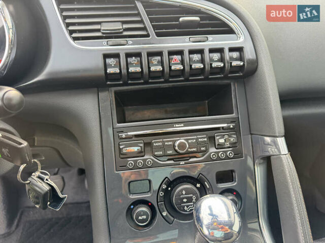 Черный Пежо 3008, объемом двигателя 1.6 л и пробегом 144 тыс. км за 9950 $, фото 15 на Automoto.ua