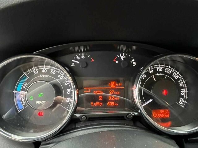 Черный Пежо 3008, объемом двигателя 2 л и пробегом 234 тыс. км за 9500 $, фото 10 на Automoto.ua