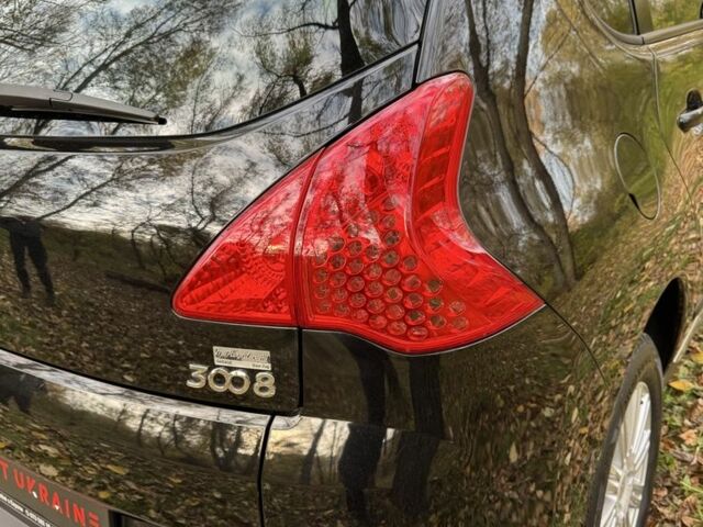 Черный Пежо 3008, объемом двигателя 1.6 л и пробегом 144 тыс. км за 9950 $, фото 21 на Automoto.ua