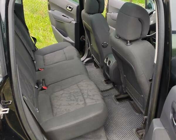 Чорний Пежо 3008, об'ємом двигуна 2 л та пробігом 299 тис. км за 9500 $, фото 6 на Automoto.ua