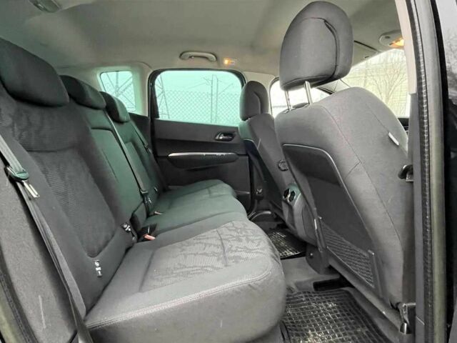 Черный Пежо 3008, объемом двигателя 2 л и пробегом 234 тыс. км за 9500 $, фото 18 на Automoto.ua