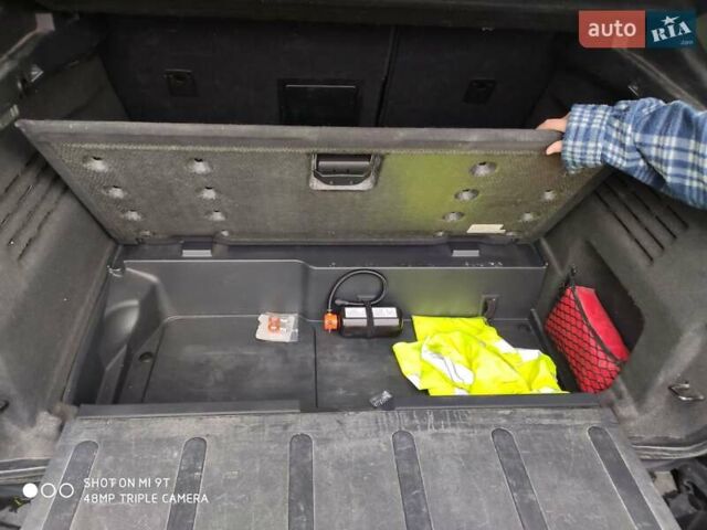 Чорний Пежо 3008, об'ємом двигуна 2 л та пробігом 299 тис. км за 9500 $, фото 3 на Automoto.ua