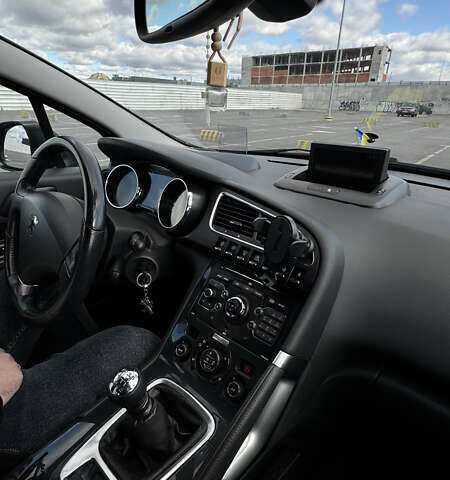 Черный Пежо 3008, объемом двигателя 2 л и пробегом 235 тыс. км за 10400 $, фото 61 на Automoto.ua