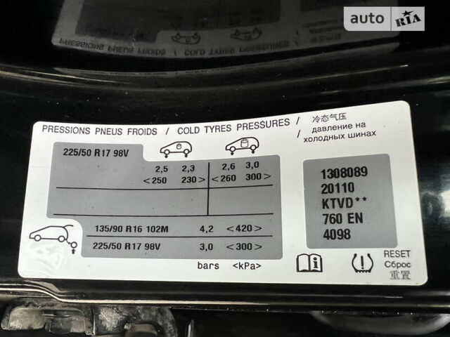 Чорний Пежо 3008, об'ємом двигуна 1.6 л та пробігом 260 тис. км за 9300 $, фото 33 на Automoto.ua