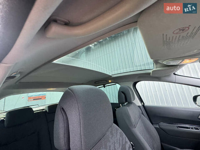 Черный Пежо 3008, объемом двигателя 1.6 л и пробегом 144 тыс. км за 9950 $, фото 21 на Automoto.ua