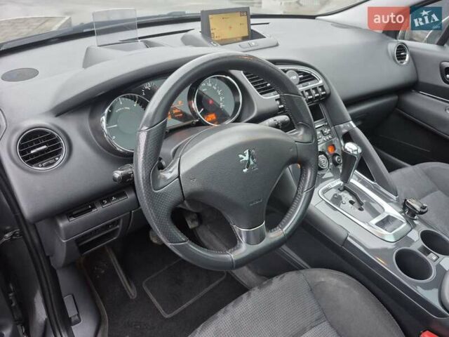 Чорний Пежо 3008, об'ємом двигуна 2 л та пробігом 228 тис. км за 11111 $, фото 44 на Automoto.ua