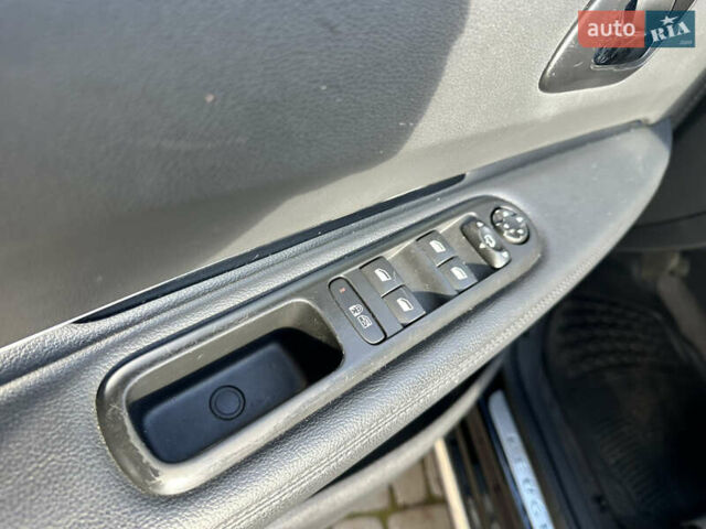 Пежо 3008 2013 в Луцке на Automoto.ua Черный Пежо 3008, объемом двигателя 2 л и пробегом 191 тыс. км за 12750 $, фото 25 на Automoto.ua