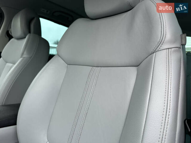 Черный Пежо 3008, объемом двигателя 1.6 л и пробегом 222 тыс. км за 9950 $, фото 99 на Automoto.ua