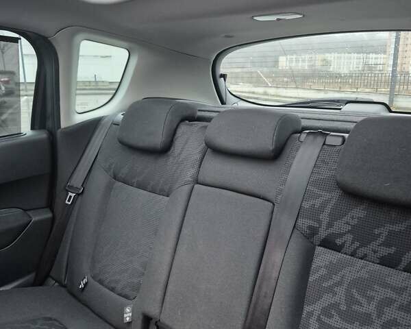 Чорний Пежо 3008, об'ємом двигуна 2 л та пробігом 228 тис. км за 11111 $, фото 46 на Automoto.ua