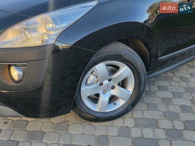 Черный Пежо 3008, объемом двигателя 1.6 л и пробегом 185 тыс. км за 8750 $, фото 49 на Automoto.ua
